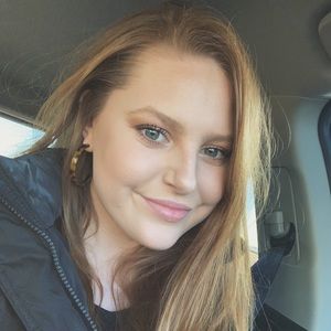 Meet your Posher, Jillian